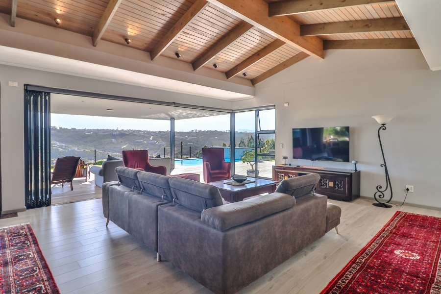 4 Bedroom Property for Sale in Brackenridge Western Cape